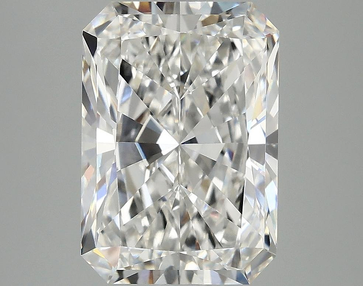 4.05 Carat Radiant Shaped Ideal Cut VVS2 IGI Certified Lab Grown Diamond