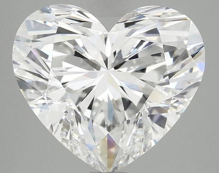4.65 Carat Heart Shaped Ideal Cut VVS2 IGI Certified Lab Grown Diamond