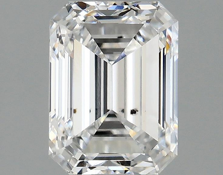 2.0 Carat Emerald Shaped Excellent Cut SI1 IGI Certified Lab Grown Diamond
