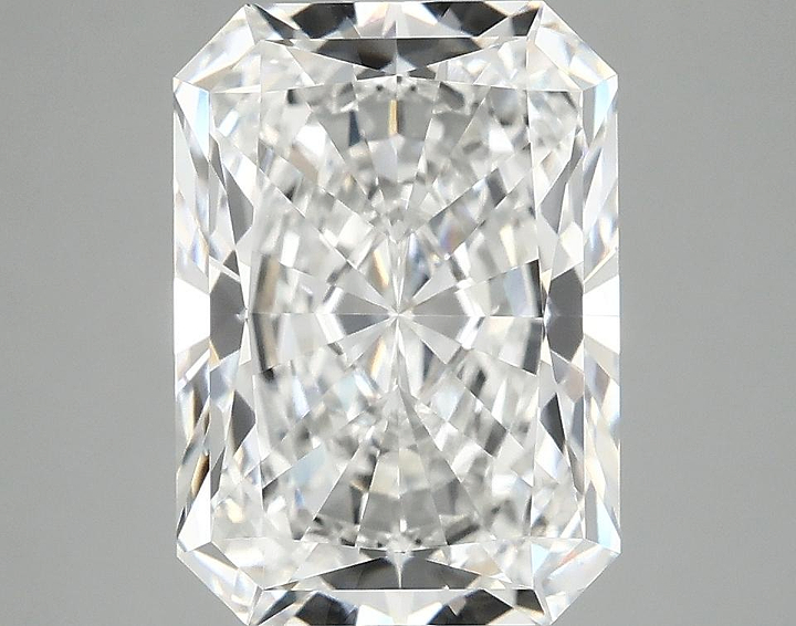 4.06 Carat Radiant Shaped Ideal Cut VVS2 IGI Certified Lab Grown Diamond
