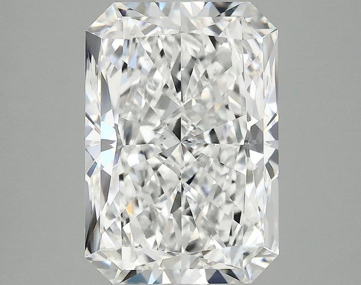 3.97 Carat Radiant Shaped Ideal Cut VVS2 IGI Certified Lab Grown Diamond