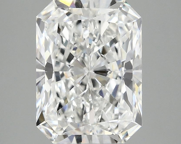 3.05 Carat Radiant Shaped Excellent Cut VVS2 IGI Certified Lab Grown Diamond