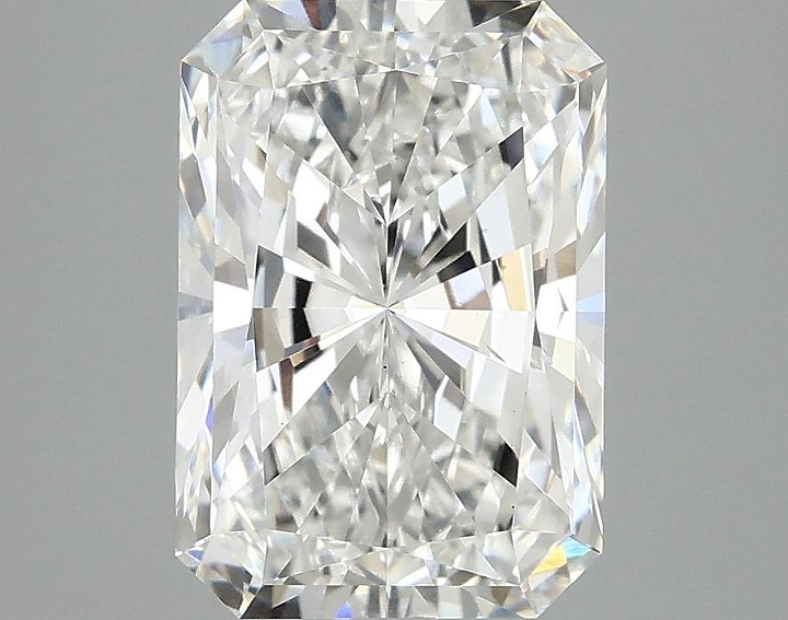 3.1 Carat Radiant Shaped Ideal Cut SI1 IGI Certified Lab Grown Diamond