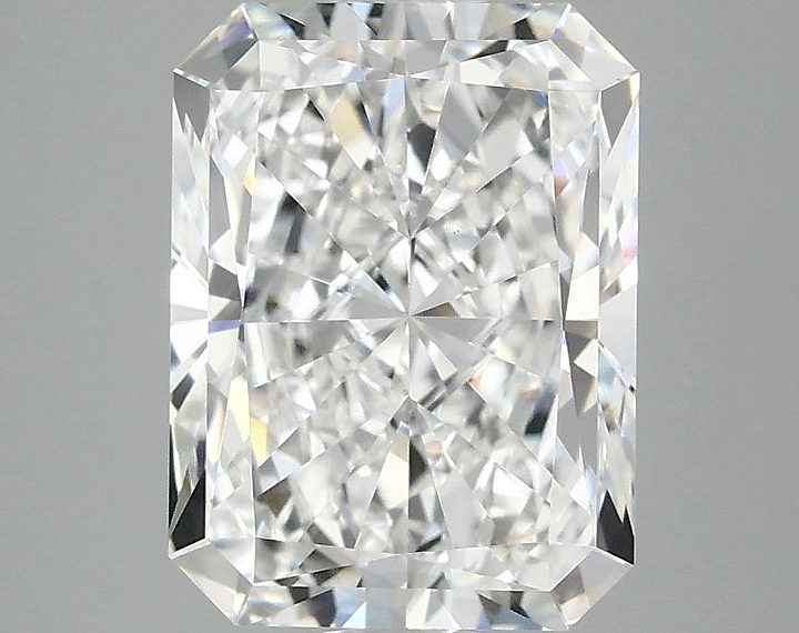 2.99 Carat Radiant Shaped Excellent Cut VVS2 IGI Certified Lab Grown Diamond