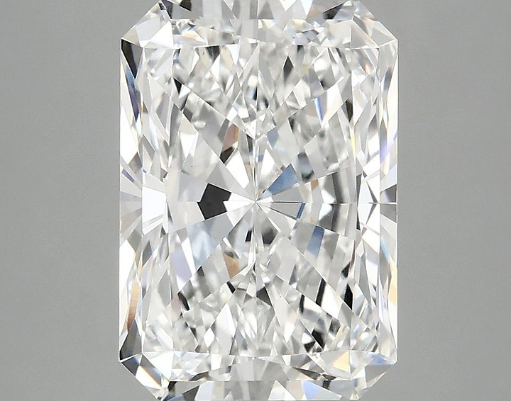4.07 Carat Radiant Shaped Ideal Cut VVS2 IGI Certified Lab Grown Diamond