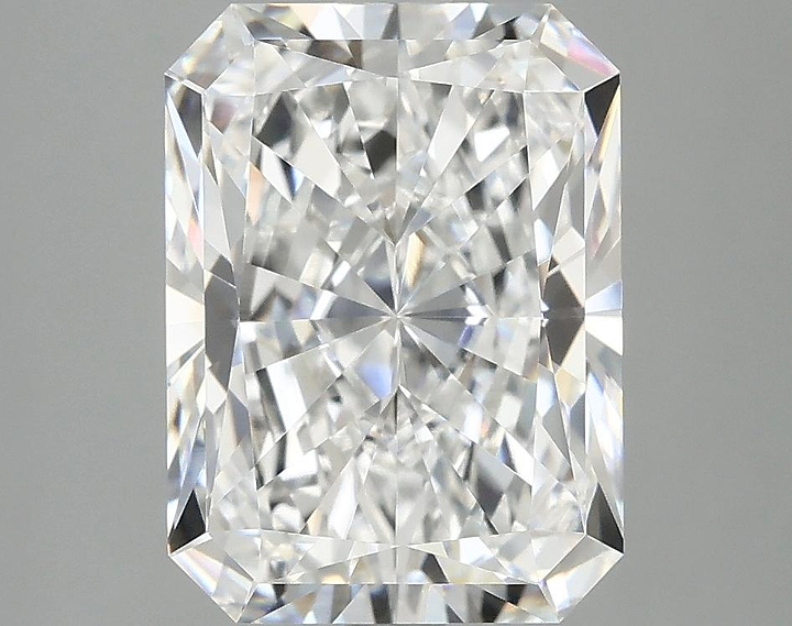 4.02 Carat Radiant Shaped Excellent Cut VVS2 IGI Certified Lab Grown Diamond
