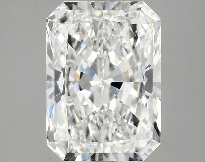 3.03 Carat Radiant Shaped Excellent Cut VVS2 IGI Certified Lab Grown Diamond