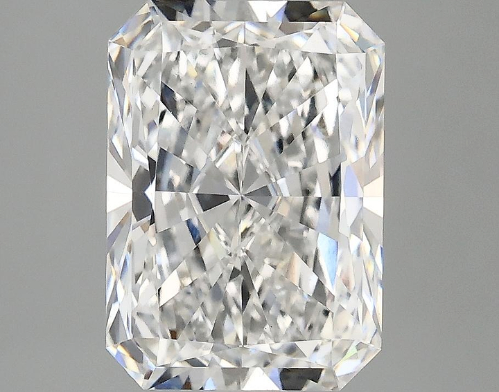 3.05 Carat Radiant Shaped Ideal Cut VS1 IGI Certified Lab Grown Diamond