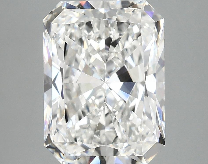 4.02 Carat Radiant Shaped Excellent Cut VS1 IGI Certified Lab Grown Diamond