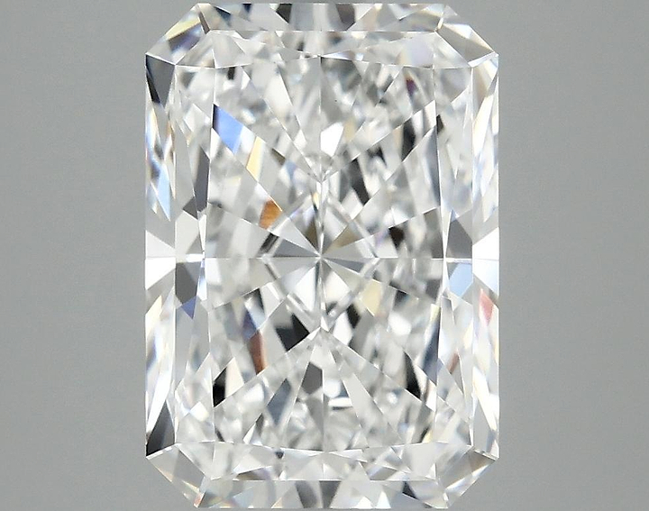 4.03 Carat Radiant Shaped Ideal Cut VVS2 IGI Certified Lab Grown Diamond