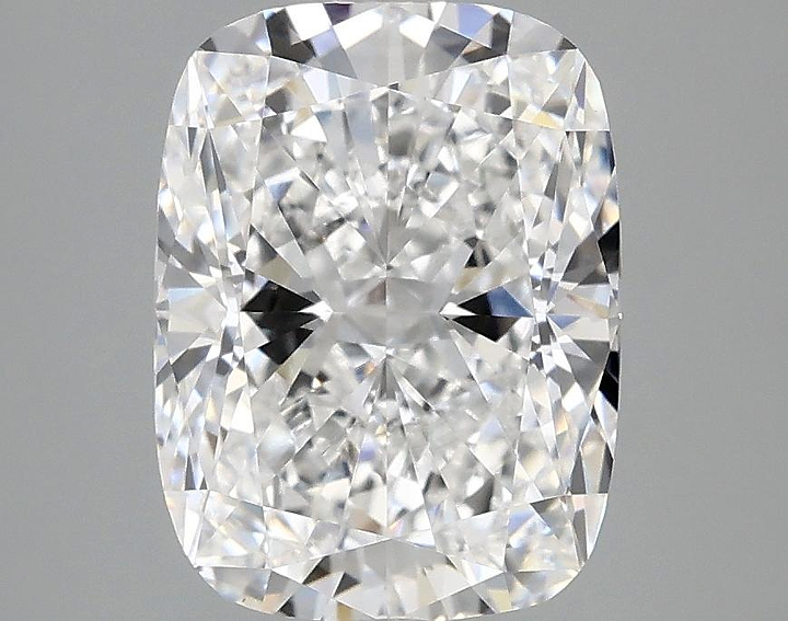 3.05 Carat Cushion Shaped Excellent Cut VVS2 IGI Certified Lab Grown Diamond
