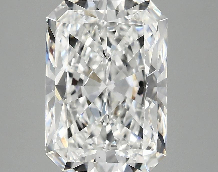 3.07 Carat Radiant Shaped Ideal Cut VS2 IGI Certified Lab Grown Diamond