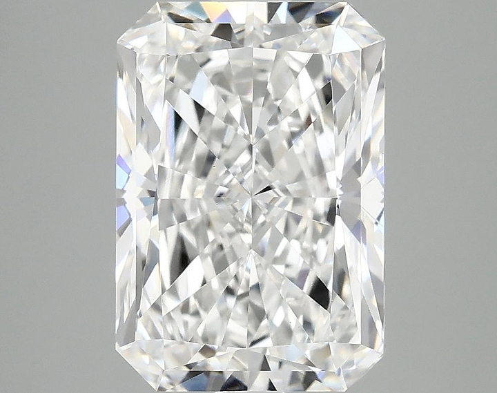 3.97 Carat Radiant Shaped Ideal Cut VVS2 IGI Certified Lab Grown Diamond