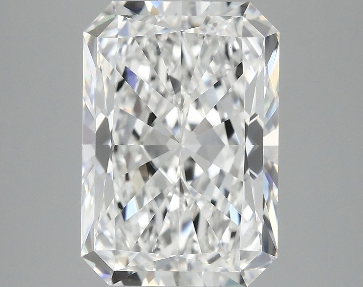 4.05 Carat Radiant Shaped Ideal Cut VVS2 IGI Certified Lab Grown Diamond