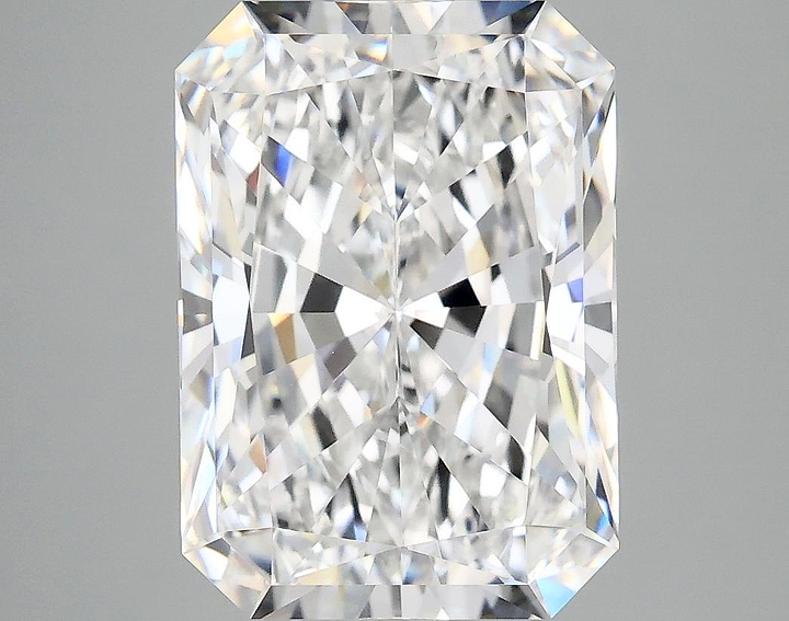 4.99 Carat Radiant Shaped Ideal Cut VVS2 IGI Certified Lab Grown Diamond