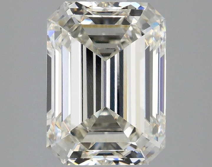 3.07 Carat Emerald Shaped Excellent Cut VVS2 IGI Certified Lab Grown Diamond