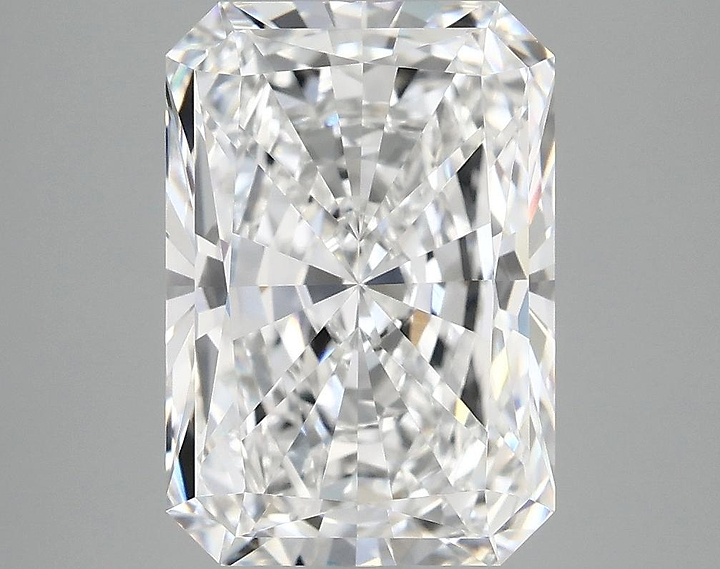 4.05 Carat Radiant Shaped Ideal Cut VVS2 IGI Certified Lab Grown Diamond