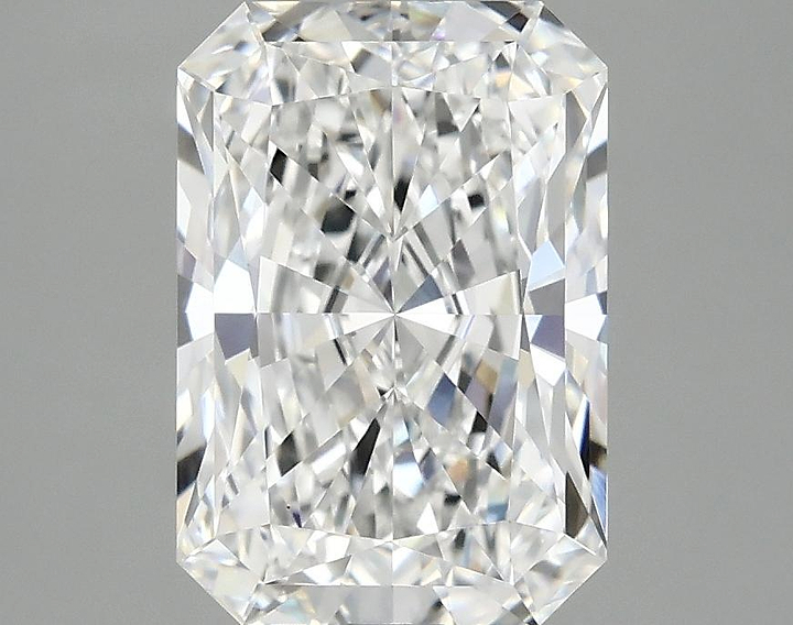 2.85 Carat Radiant Shaped Ideal Cut VS1 IGI Certified Lab Grown Diamond