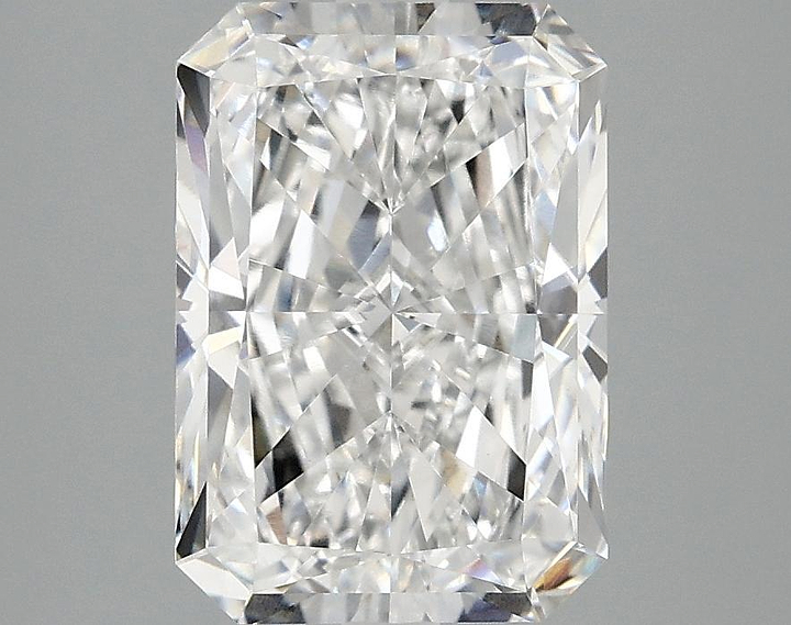 3.03 Carat Radiant Shaped Ideal Cut VVS2 IGI Certified Lab Grown Diamond