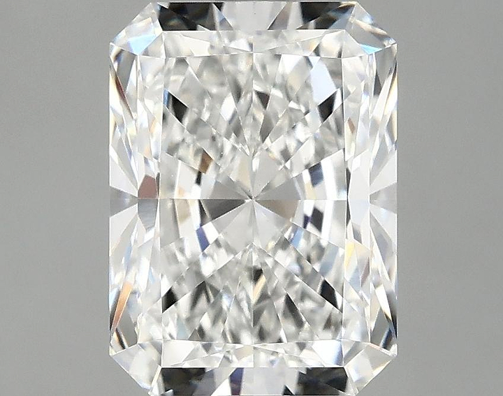 3.0 Carat Radiant Shaped Excellent Cut VVS2 IGI Certified Lab Grown Diamond
