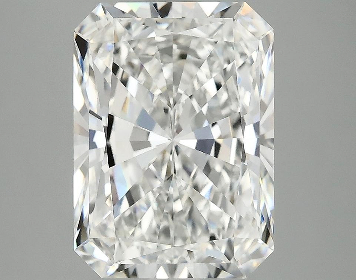 4.04 Carat Radiant Shaped Excellent Cut VVS2 IGI Certified Lab Grown Diamond