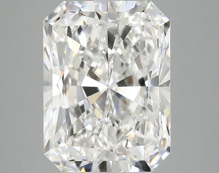 4.05 Carat Radiant Shaped Excellent Cut VVS2 IGI Certified Lab Grown Diamond