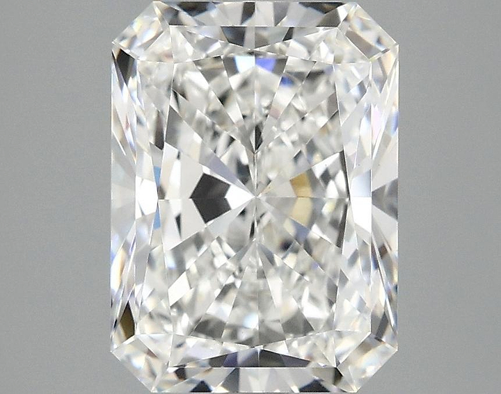 3.09 Carat Radiant Shaped Excellent Cut VS1 IGI Certified Lab Grown Diamond
