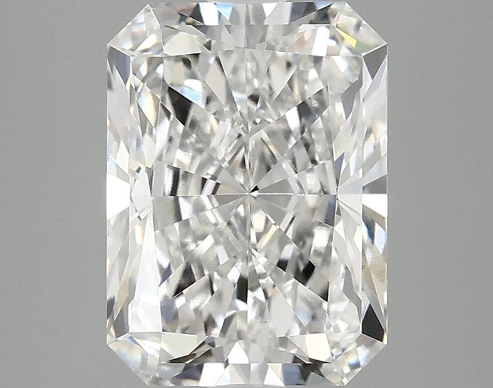 3.04 Carat Radiant Shaped Excellent Cut VS1 IGI Certified Lab Grown Diamond