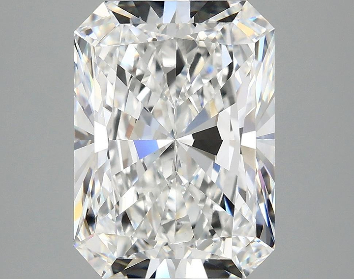 4.19 Carat Radiant Shaped Excellent Cut VS1 IGI Certified Lab Grown Diamond