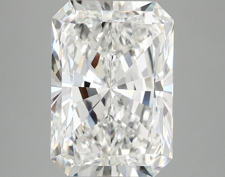 4.02 Carat Radiant Shaped Ideal Cut VVS2 IGI Certified Lab Grown Diamond