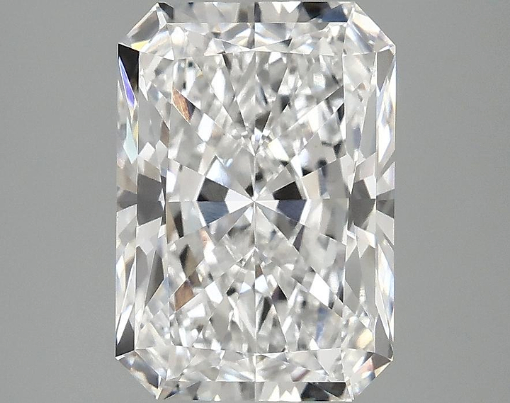 3.03 Carat Radiant Shaped Ideal Cut VVS2 IGI Certified Lab Grown Diamond