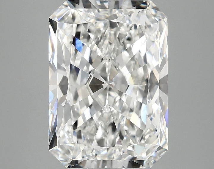 4.07 Carat Radiant Shaped Ideal Cut VS1 IGI Certified Lab Grown Diamond
