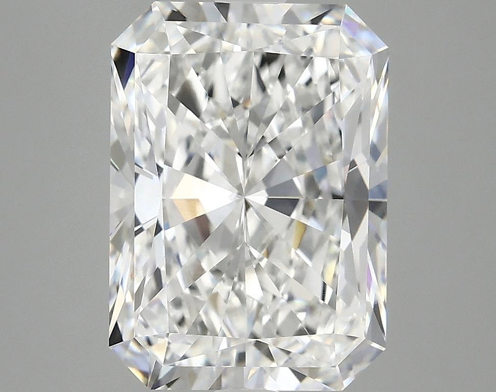 4.09 Carat Radiant Shaped Excellent Cut VVS2 IGI Certified Lab Grown Diamond