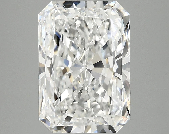 4.09 Carat Radiant Shaped Ideal Cut VVS2 IGI Certified Lab Grown Diamond