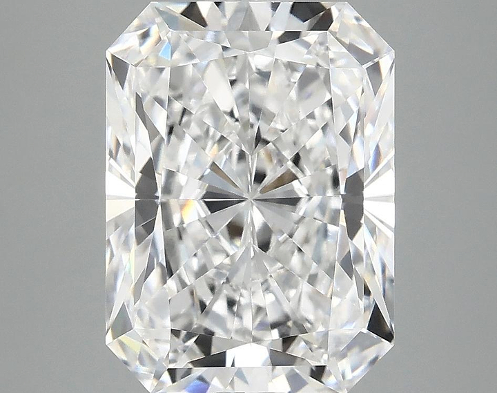 4.14 Carat Radiant Shaped Excellent Cut VVS2 IGI Certified Lab Grown Diamond