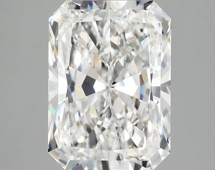 3.94 Carat Radiant Shaped Excellent Cut VVS2 IGI Certified Lab Grown Diamond