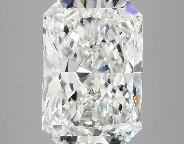 4.07 Carat Radiant Shaped Ideal Cut VVS2 IGI Certified Lab Grown Diamond