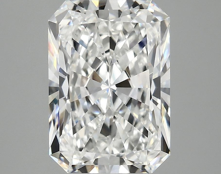 3.07 Carat Radiant Shaped Ideal Cut VS1 IGI Certified Lab Grown Diamond