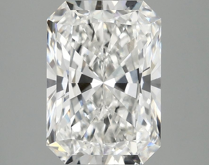 3.08 Carat Radiant Shaped Ideal Cut VS1 IGI Certified Lab Grown Diamond