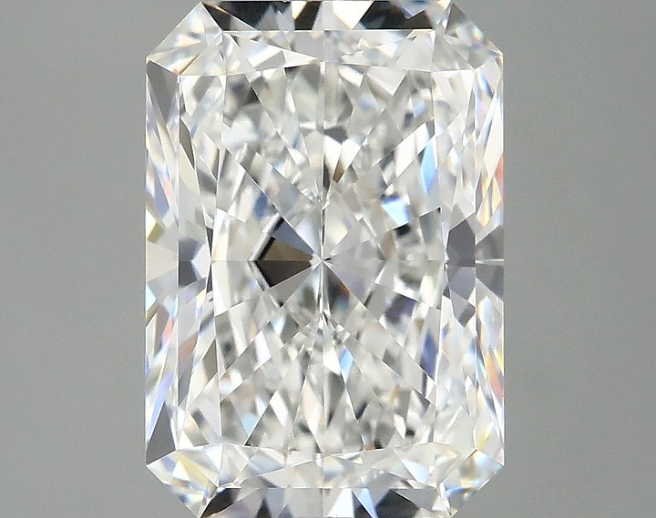 4.05 Carat Radiant Shaped Ideal Cut VVS2 IGI Certified Lab Grown Diamond
