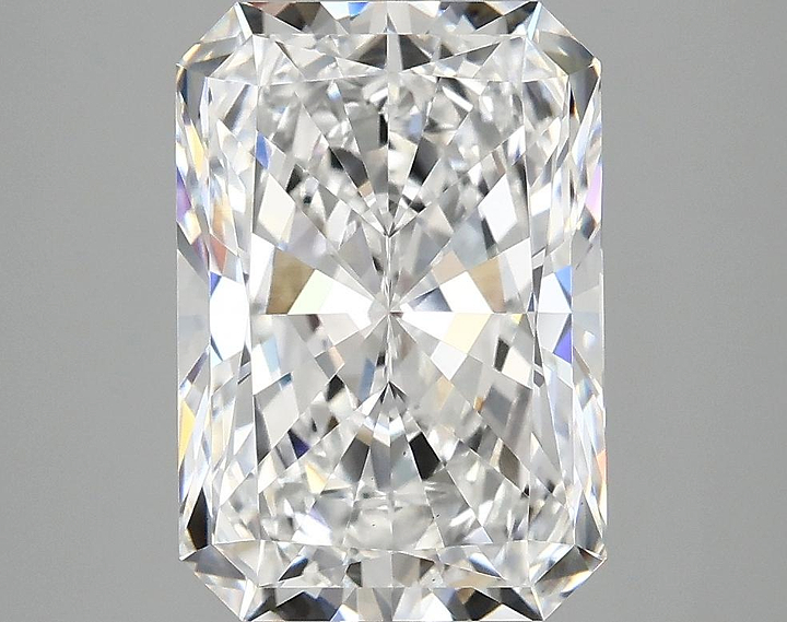 4.21 Carat Radiant Shaped Ideal Cut VS1 IGI Certified Lab Grown Diamond