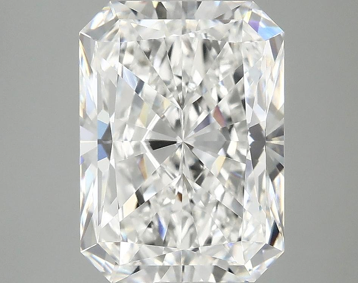 4.05 Carat Radiant Shaped Excellent Cut VVS2 IGI Certified Lab Grown Diamond