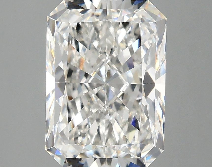 3.09 Carat Radiant Shaped Ideal Cut VVS2 IGI Certified Lab Grown Diamond