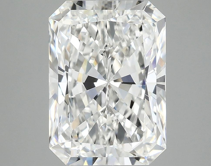 4.1 Carat Radiant Shaped Ideal Cut VVS2 IGI Certified Lab Grown Diamond