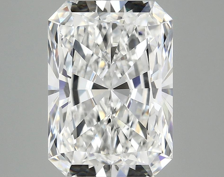 4.04 Carat Radiant Shaped Ideal Cut VVS2 IGI Certified Lab Grown Diamond
