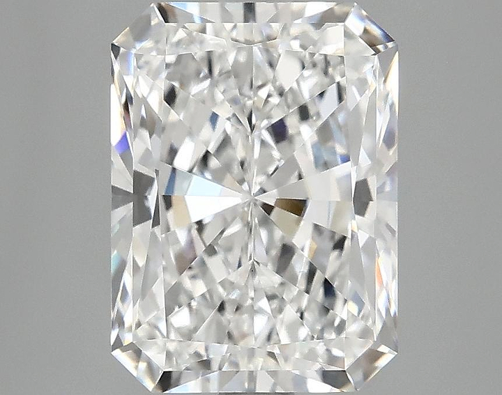 3.03 Carat Radiant Shaped Excellent Cut VVS2 IGI Certified Lab Grown Diamond