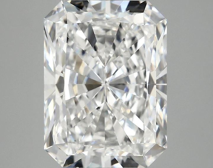 4.16 Carat Radiant Shaped Excellent Cut VS1 IGI Certified Lab Grown Diamond