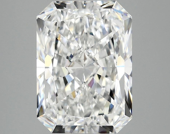 3.75 Carat Radiant Shaped Ideal Cut VS1 IGI Certified Lab Grown Diamond