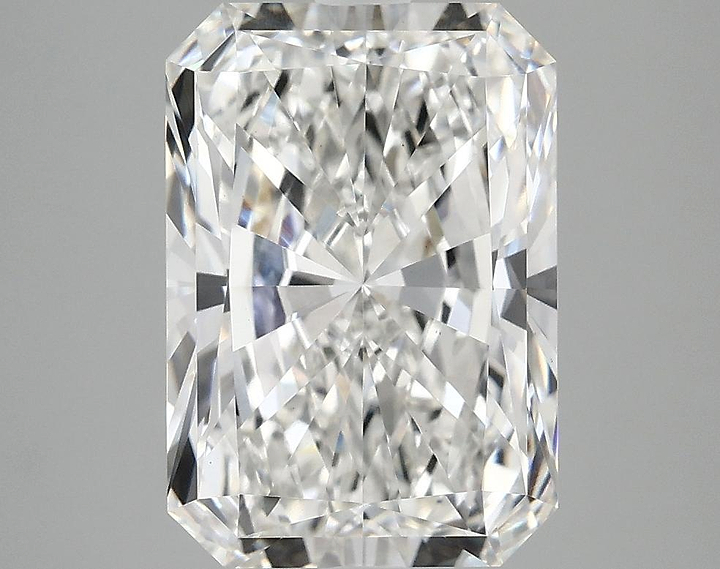 3.97 Carat Radiant Shaped Ideal Cut VS1 IGI Certified Lab Grown Diamond