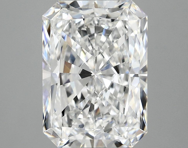 3.98 Carat Radiant Shaped Ideal Cut VVS2 IGI Certified Lab Grown Diamond